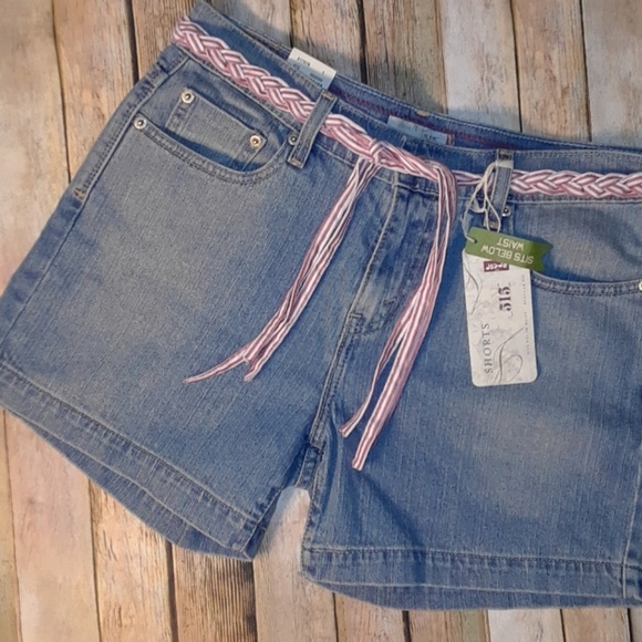 Levi's Pants - Levi's 515 Jean Shorts with Belt Size 10 NWT